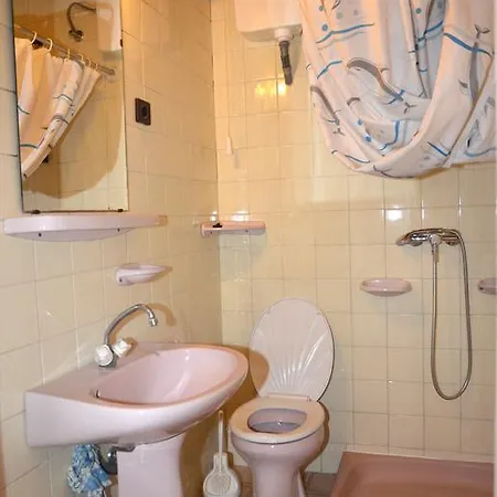 Проживание в семье Haus Pelso *